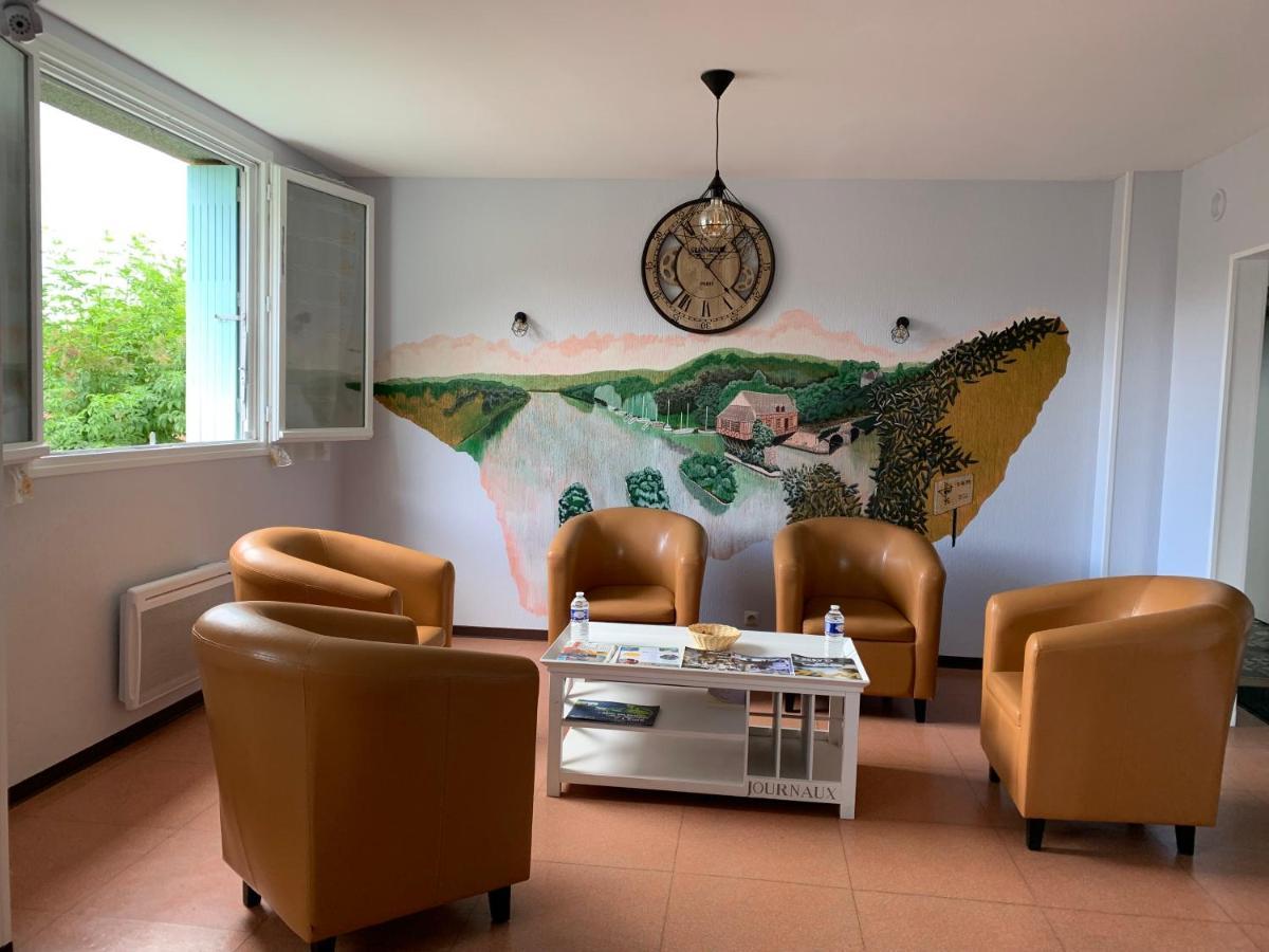 Hotel Du Haut Marais Saint-Marcel  المظهر الخارجي الصورة